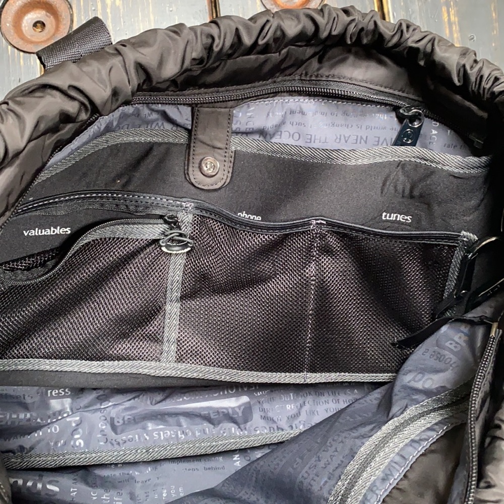 Lululemon Athletica Gym Bag - Picture 10 of 16